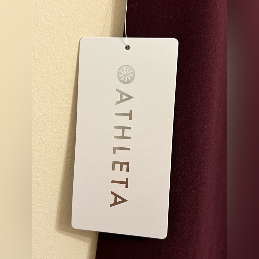 NWT Athleta Elation Straight Leg Legging - Picture 4 of 6